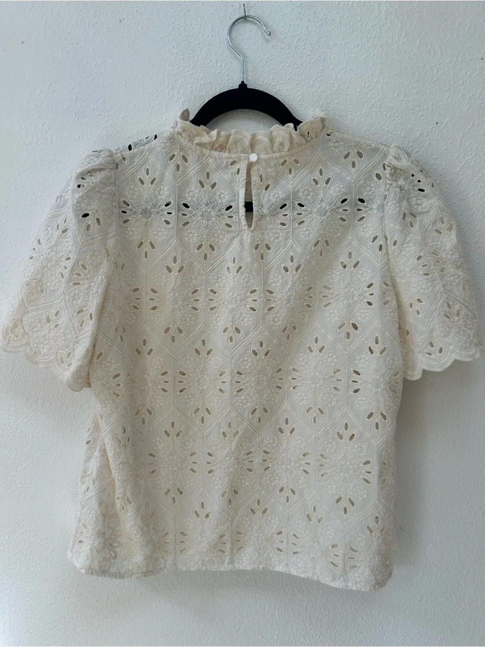 Sezane Lousiah Ecru Lace Eyelet Ruffle-Neck Blouse women’s size medium - Picture 4 of 12